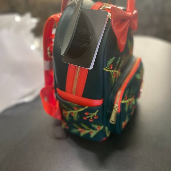 🎄 Loungefly Disney Minnie Mouse Holiday Holly Ears Mini Backpack – NWT 🎄 - Picture 5 of 6